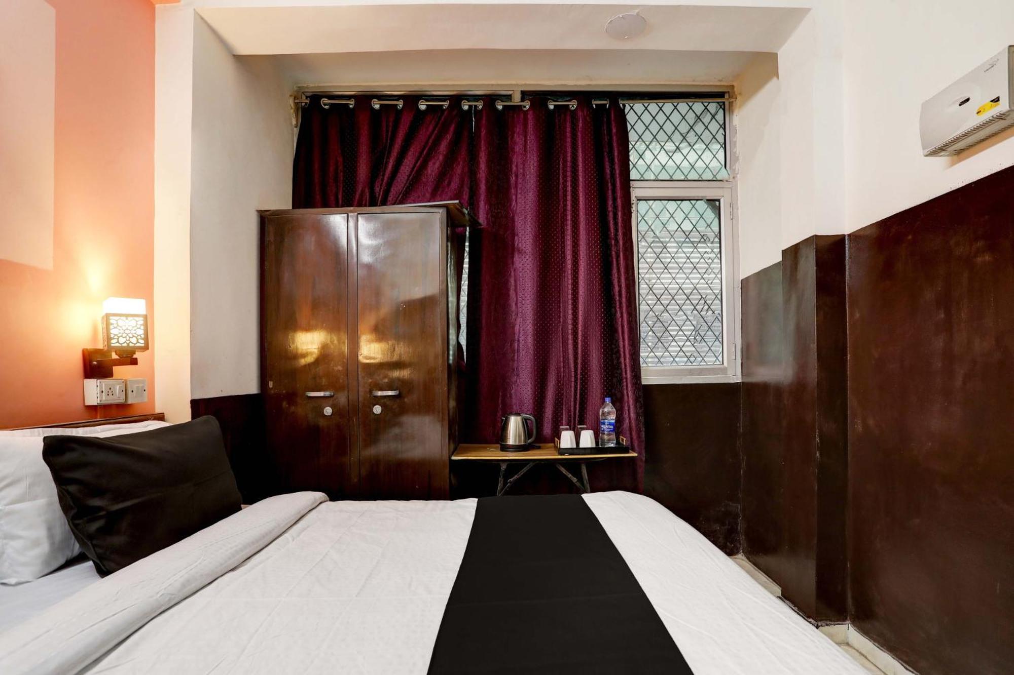 Hotel O Park Residency New Delhi