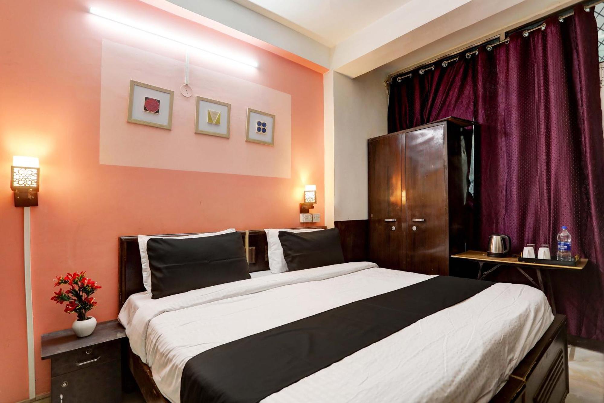 O Park Residency 4*
