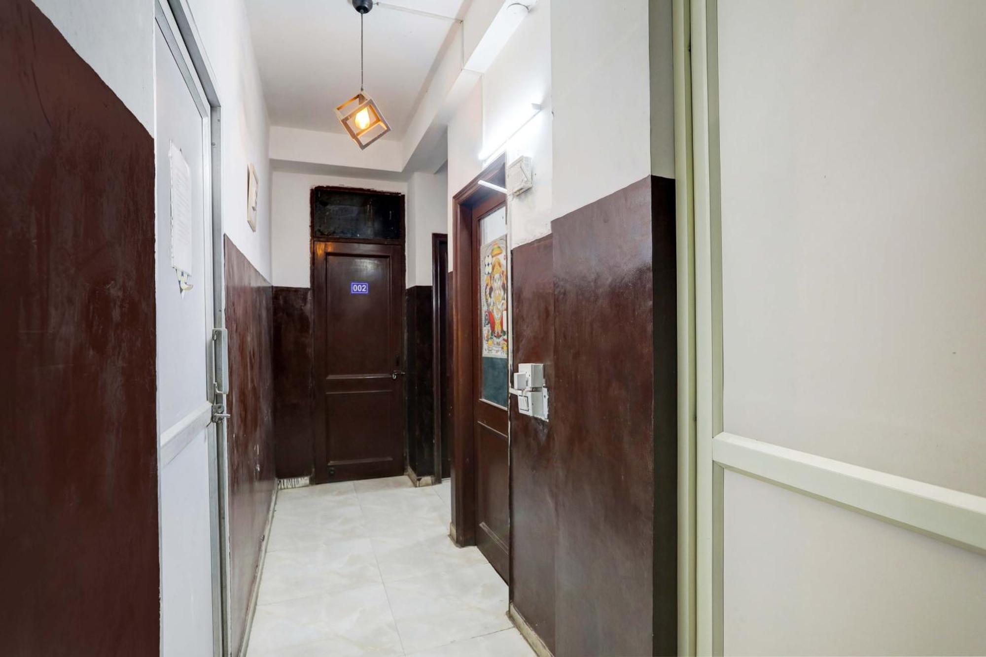 Hotel O Park Residency